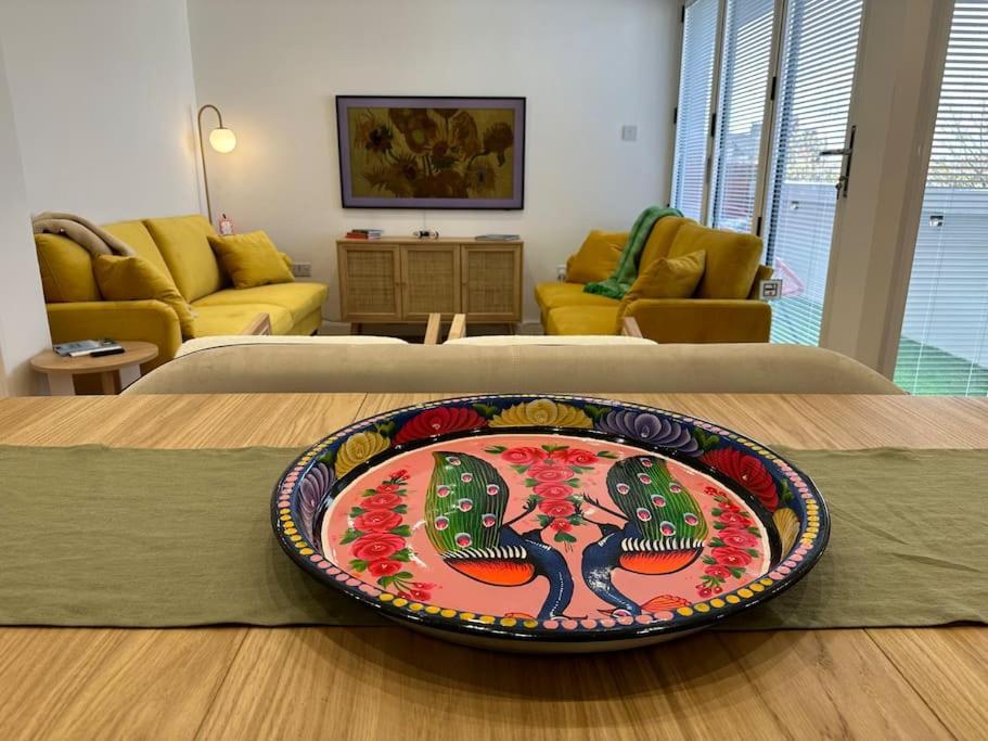 Stylish, Smart & Fun 4 Bed Home Λονδίνο Εξωτερικό φωτογραφία