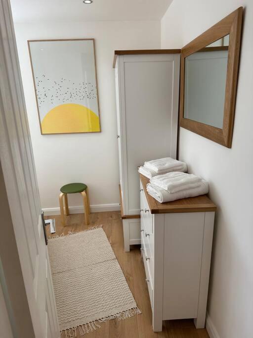 Stylish, Smart & Fun 4 Bed Home Λονδίνο Εξωτερικό φωτογραφία