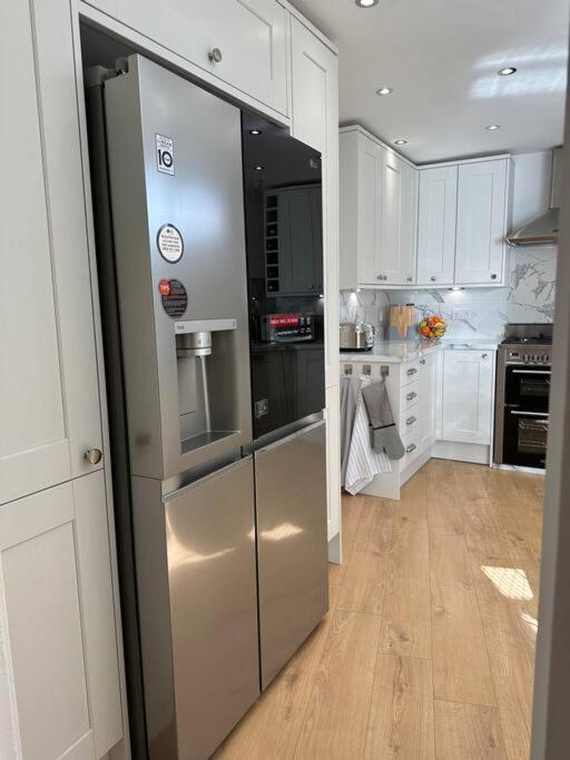 Stylish, Smart & Fun 4 Bed Home Λονδίνο Εξωτερικό φωτογραφία